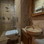 Belenus Cave House Hotel *