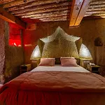 Belenus Cave House