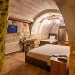 Hotel Belenus Cave House *