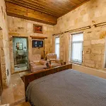 Belenus Cave House Hotel *