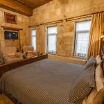 Belenus Cave House Hotel *
