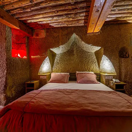 Belenus Cave House