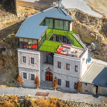 Belenus Cave House Hotel *