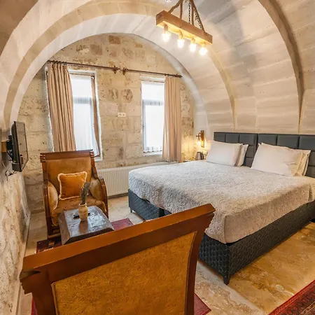 Belenus Cave House
