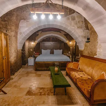 Belenus Cave House 호텔
