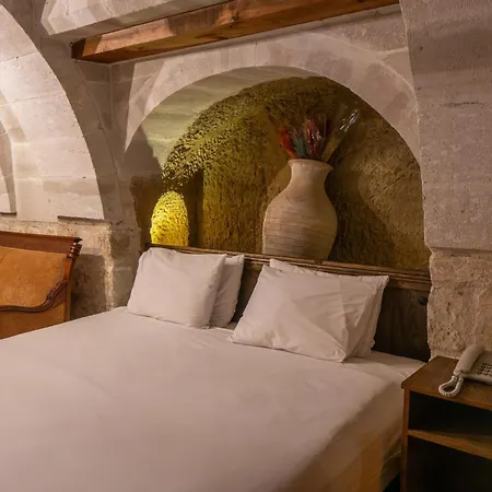 호텔 Belenus Cave House 어굽