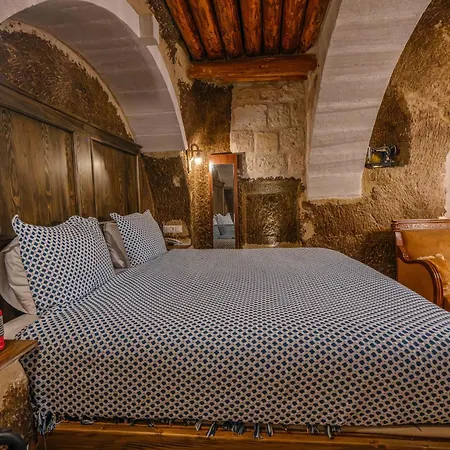 Belenus Cave House