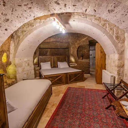 호텔 Belenus Cave House 어굽
