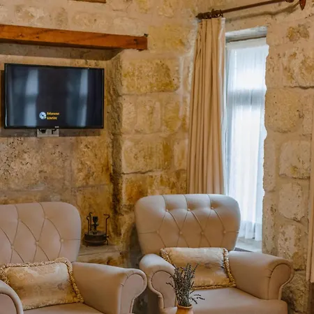 Belenus Cave House