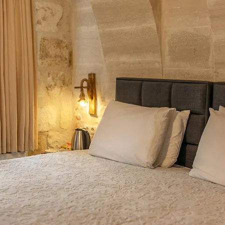 Belenus Cave House