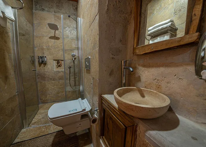 Belenus Cave House Hotel *