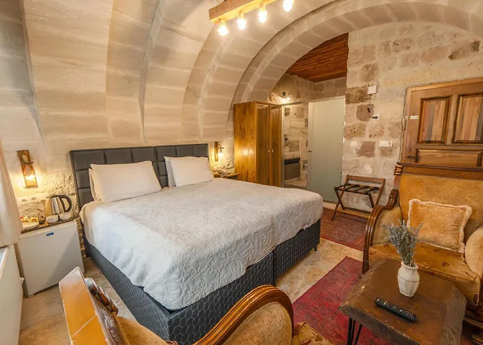 Belenus Cave House Hotel *